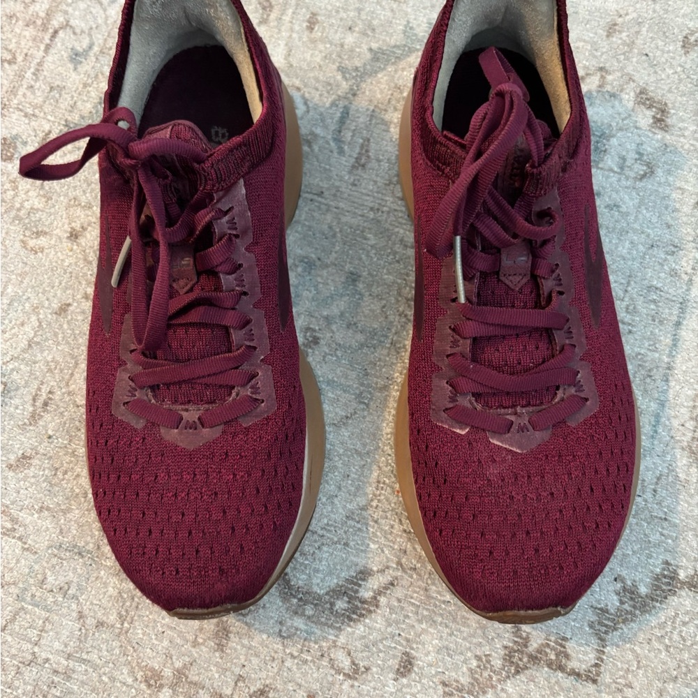Brooks Women's Athletic Shoes - Burgundy - Picture 12 of 13